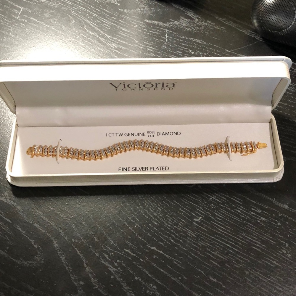 Victoria Townsend rose cur diamond bracelet